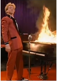 Jerry Lee Lewis - Great Balls of Fire - piano en feu